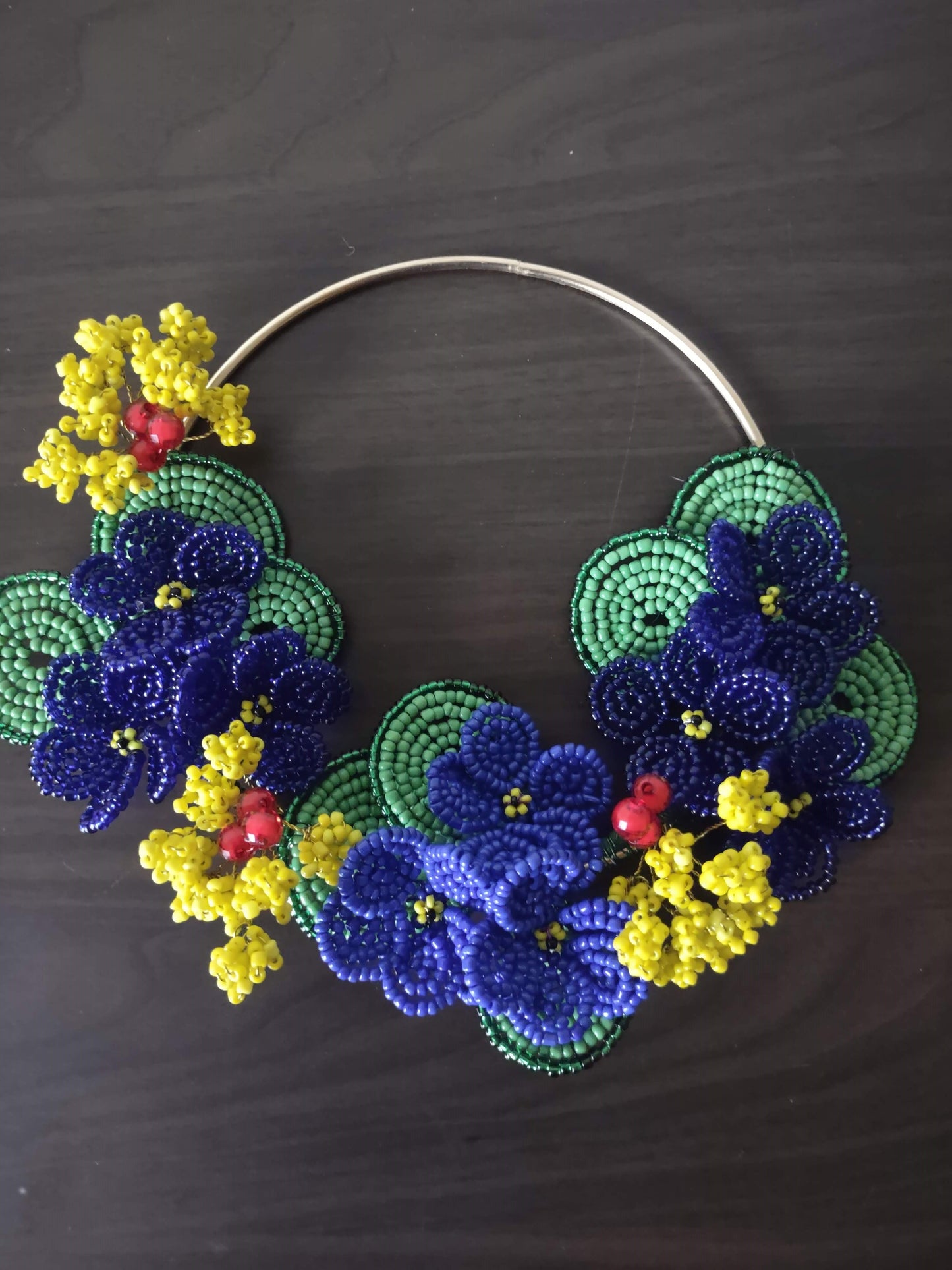Beaded Golden Half Wreath With Violets Flowers