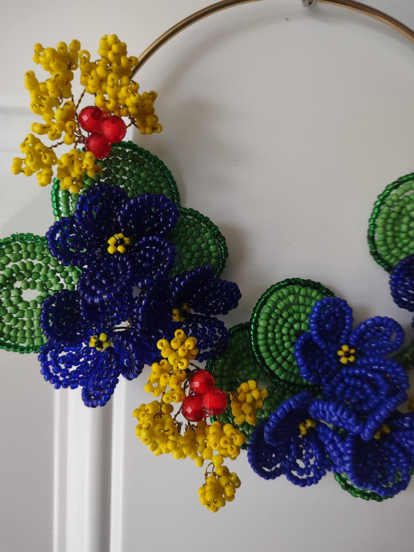 Beaded Golden Half Wreath With Violets Flowers